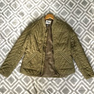 🛑 SOLD 🛑 Quilted green jacket from Old Navy